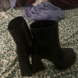 COPY - Black Heel Boots